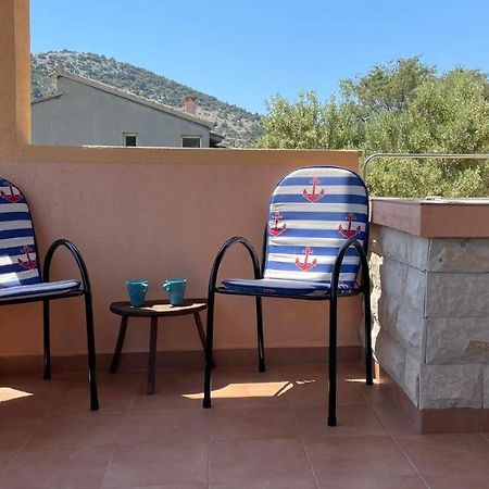 Apartman Emilija Vinišće المظهر الخارجي الصورة